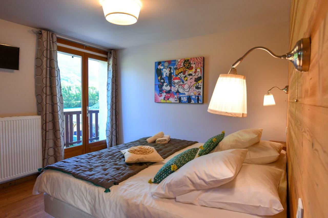 Bed and Breakfast L'Escale en Ubaye Saint-Pons  Exterior foto